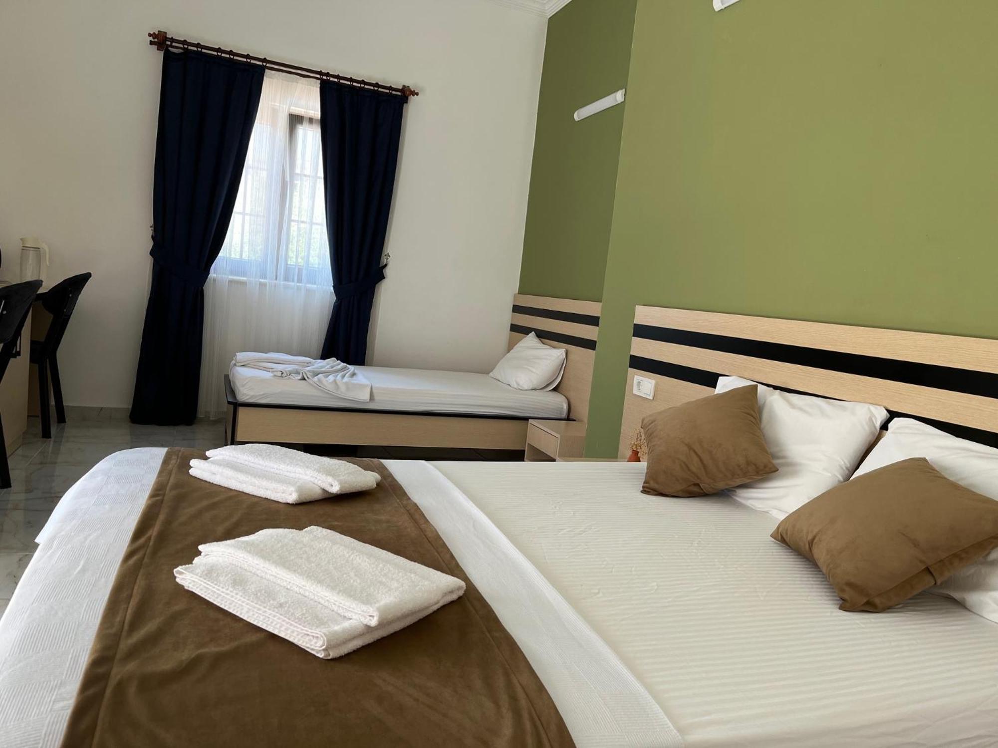 Hania - Adults Only Nocľah s raňajkami Side